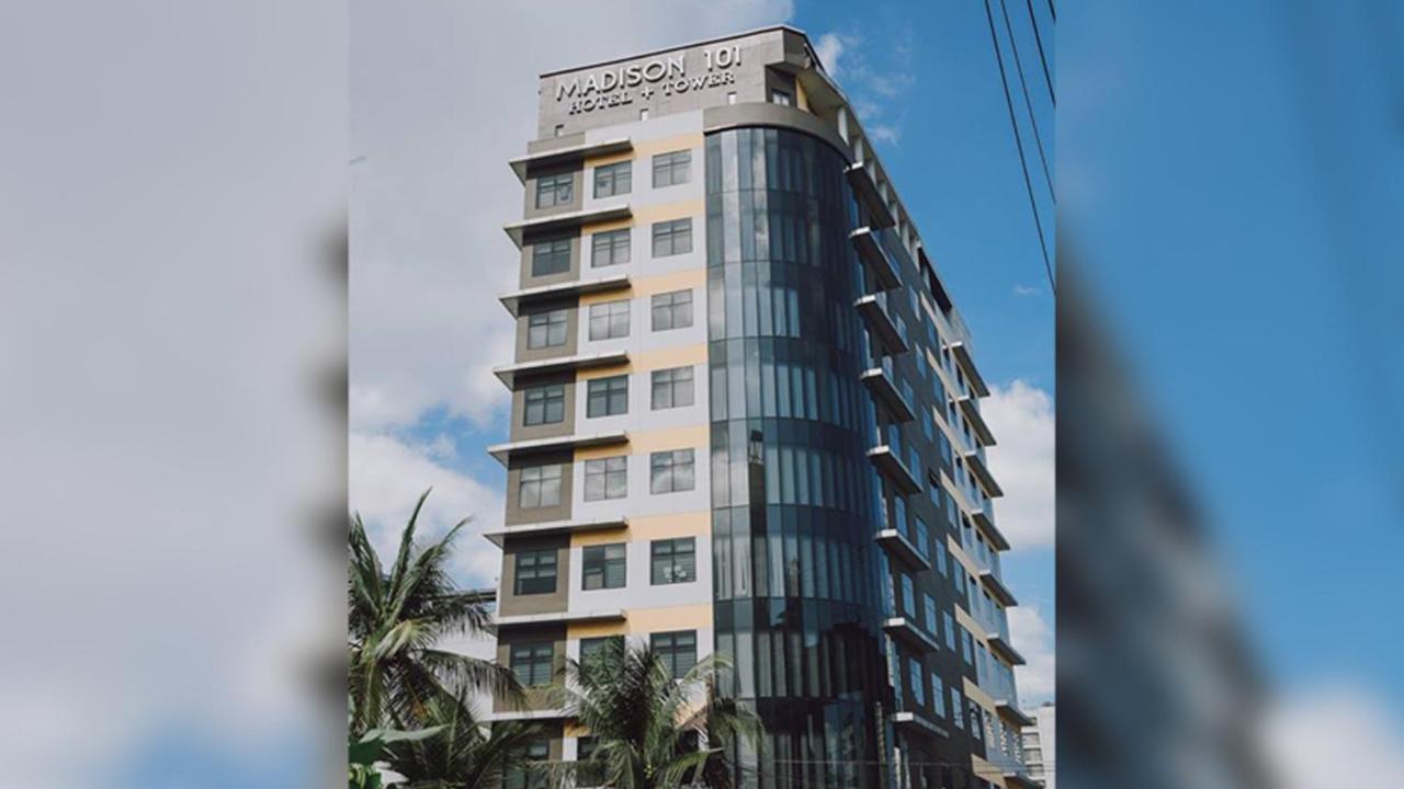 Madison 101 Hotel + Tower Quezon City Exterior photo